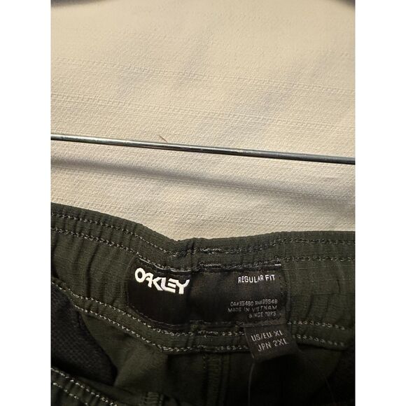 NWT Oakley Mens Transport Hybrid Packable 19" Shorts Dark Green Size XL Regular - Picture 3 of 6